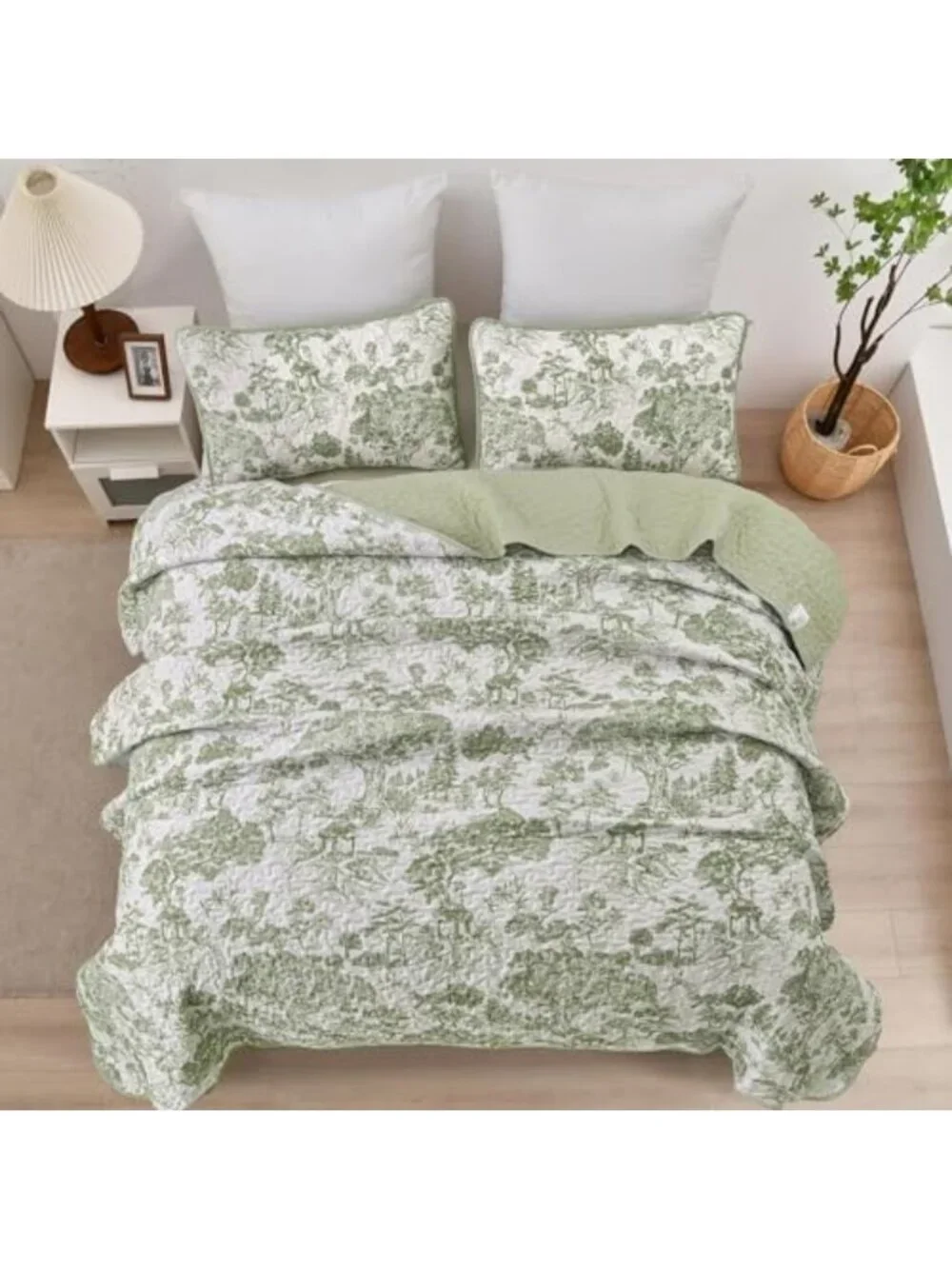 Botanical Twin XL Quilt Set - Sage Green Dorm Bedding, Cozy Floral Design